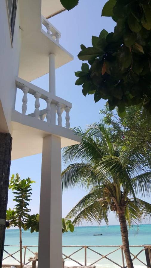 Villa Mina Beachhouse ジャンビアニ エクステリア 写真