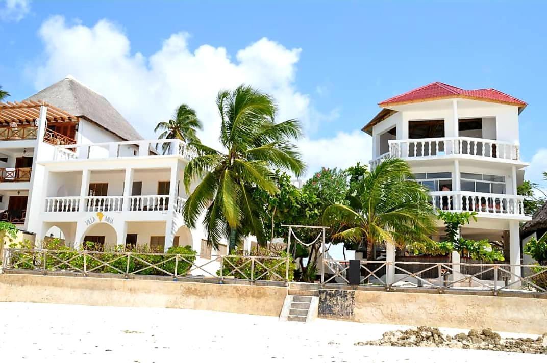 Villa Mina Beachhouse ジャンビアニ エクステリア 写真