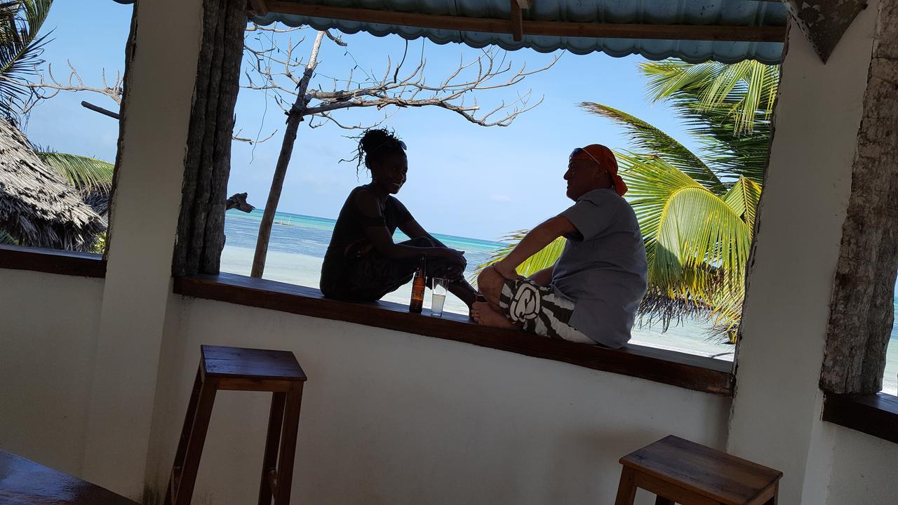Villa Mina Beachhouse ジャンビアニ エクステリア 写真